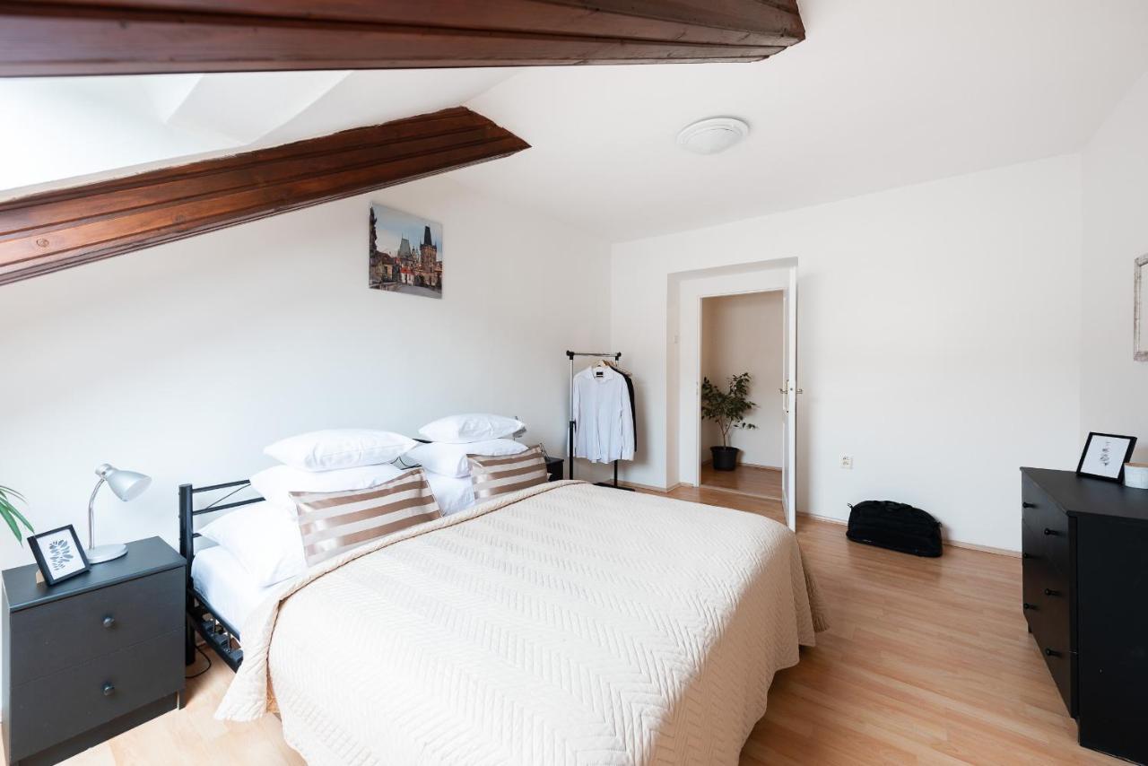 Lucky Angel Prague-karlin Apartment *