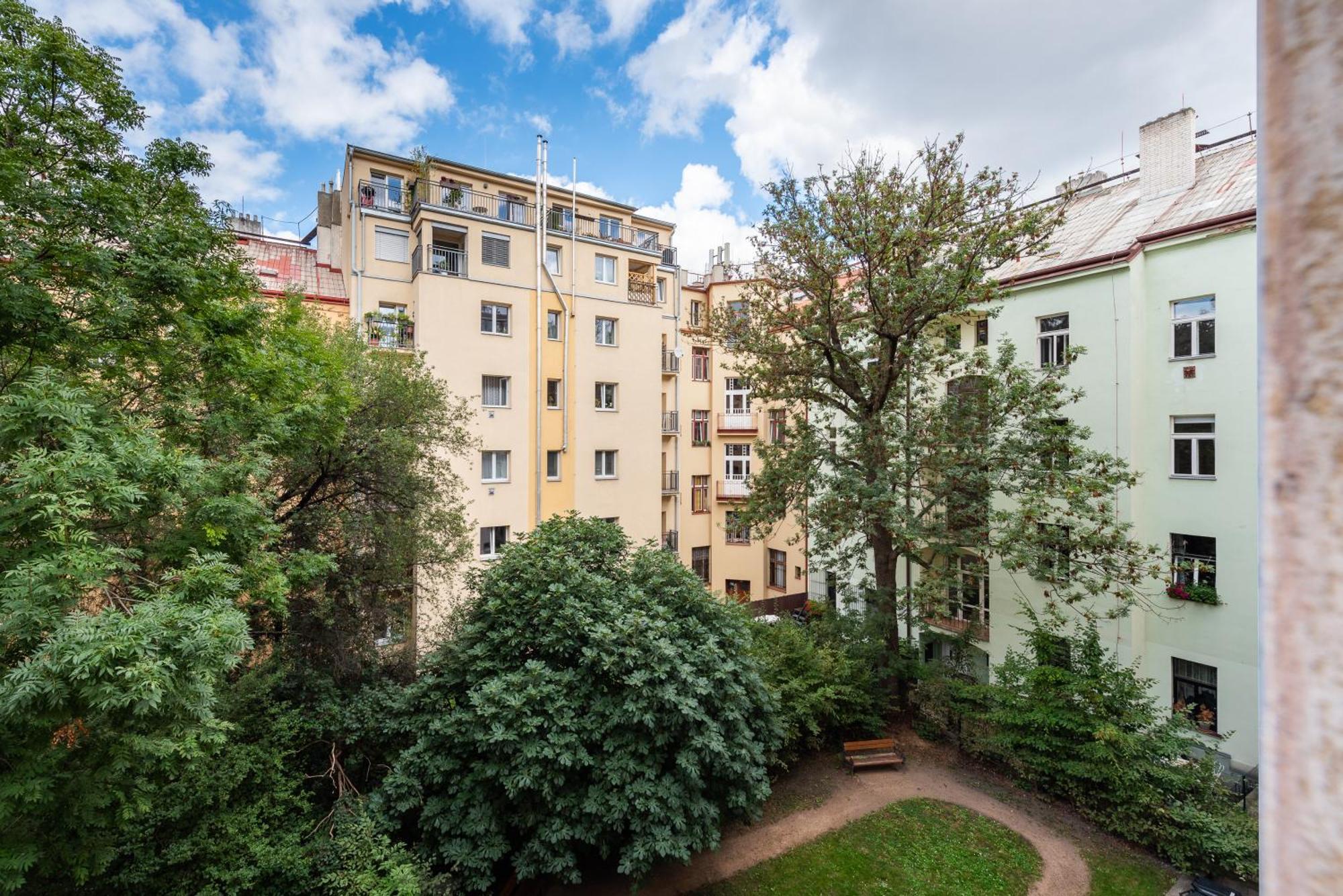 Lucky Angel Prague-karlin Apartment Prag