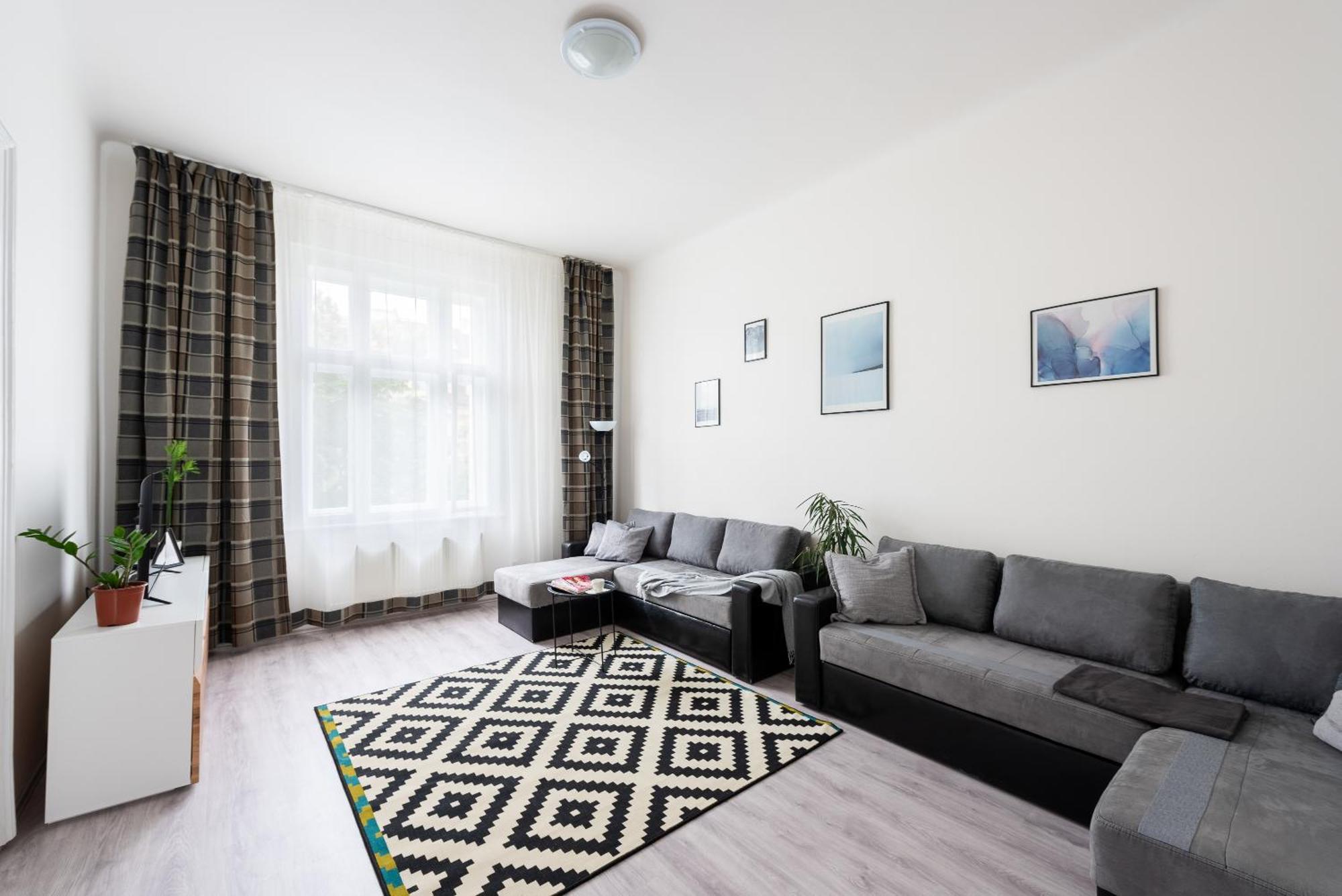 Lucky Angel Prague-karlin Apartment Prag